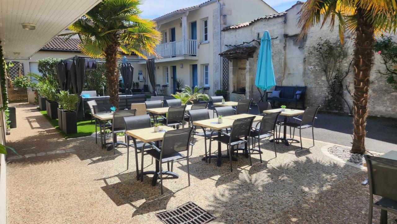 Cit'Hotel Le Cheval Blanc Cognac Centre ภายนอก รูปภาพ